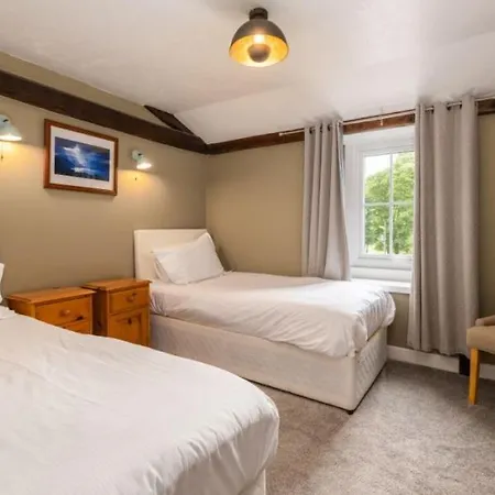 King George Iv Apartment